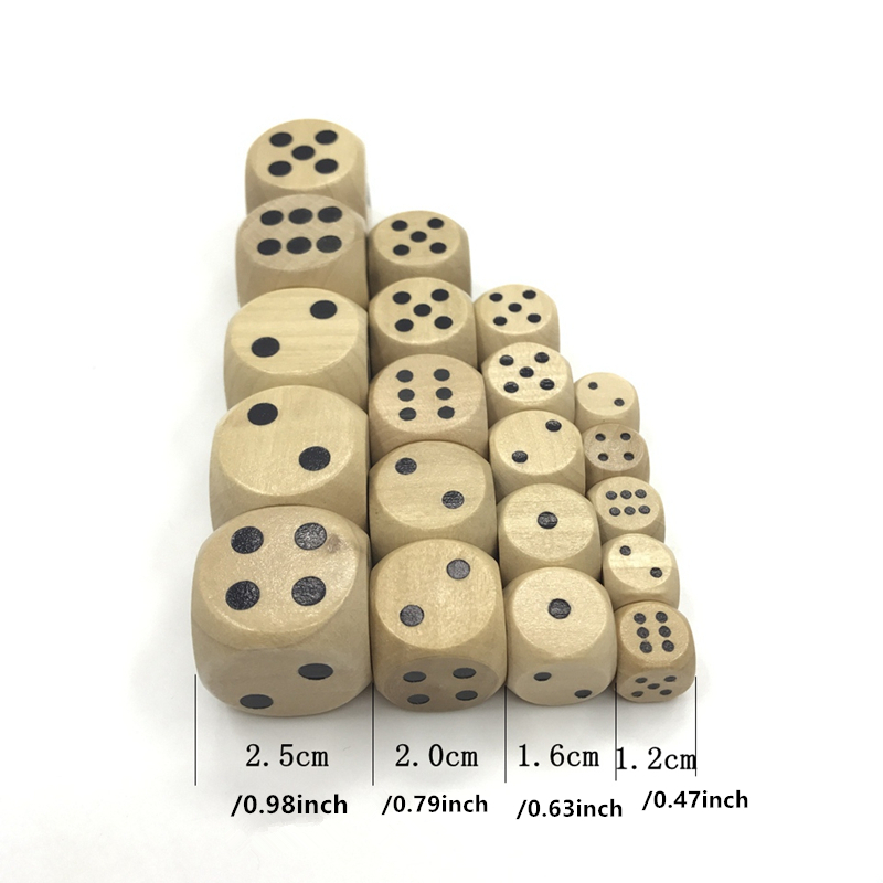 Set da 10 Dadi D6 in Legno a S - Dice Tower Wooden recensione e prezzo