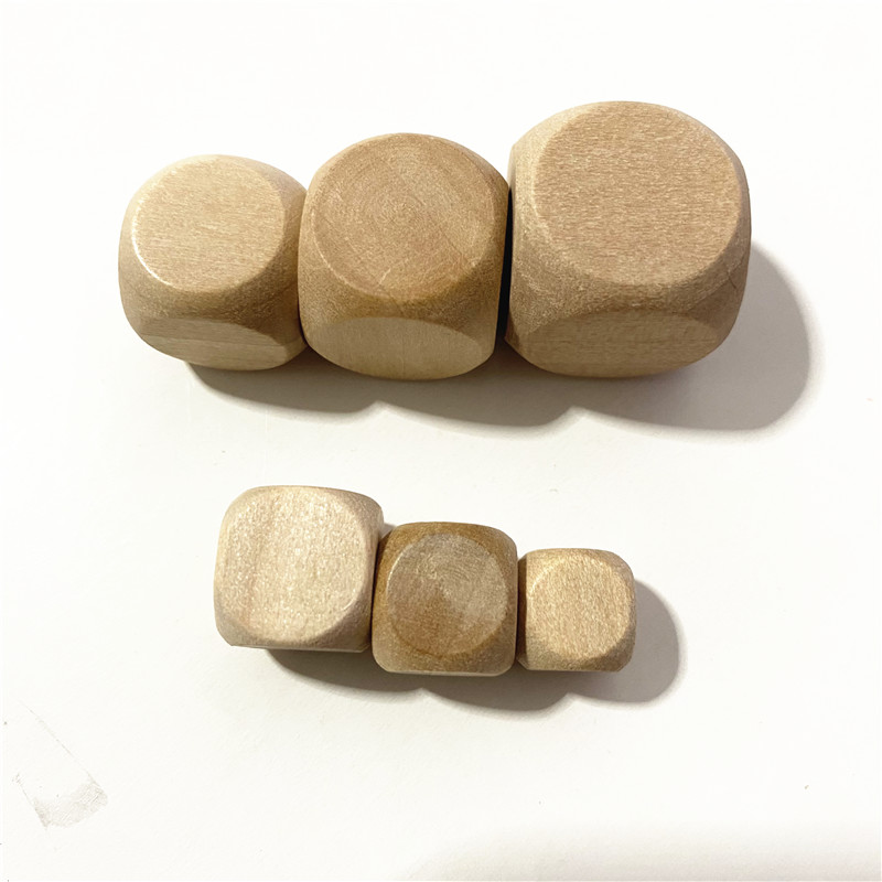 50/100 PCS 10mm 12mm 14mm 16mm - Dice Tower Wooden recensione e prezzo