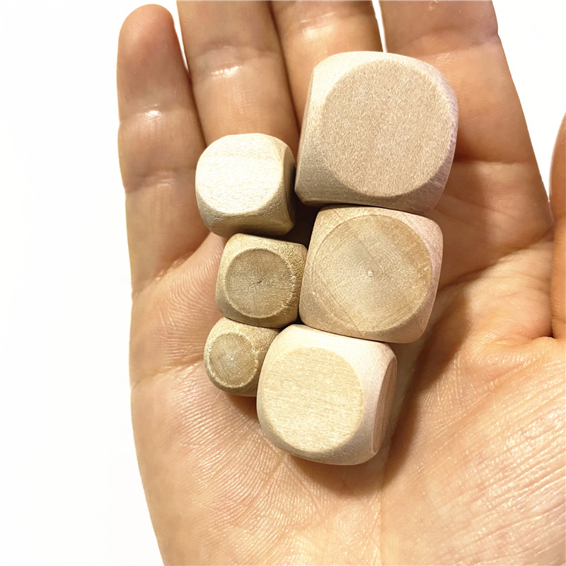 50/100 PCS 10mm 12mm 14mm 16mm - Dice Tower Wooden recensione e prezzo